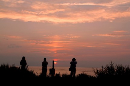 ２鵜の浜の夕陽