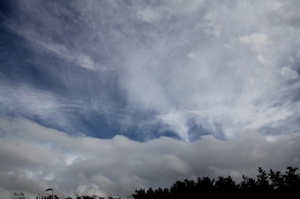 吹き出す雲