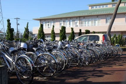 特養の駐車場