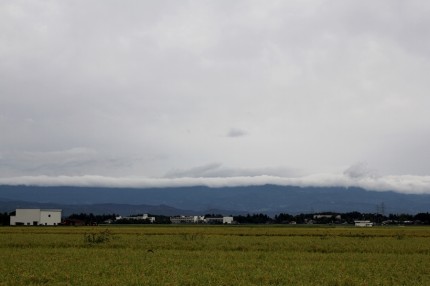 関田山脈の雲