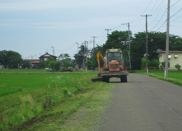 草刈り機