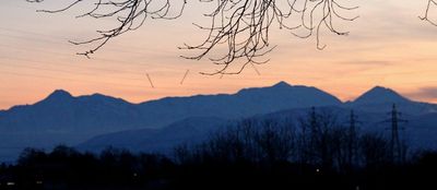 今夕の妙高連山