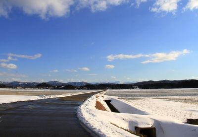 頸北から南を